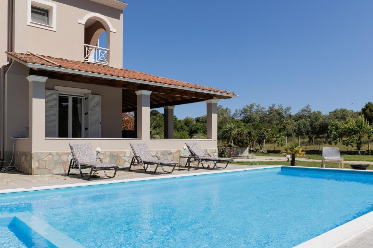 Country Villa Verde - 2Floor Family Home Kouramaditika 외부 사진