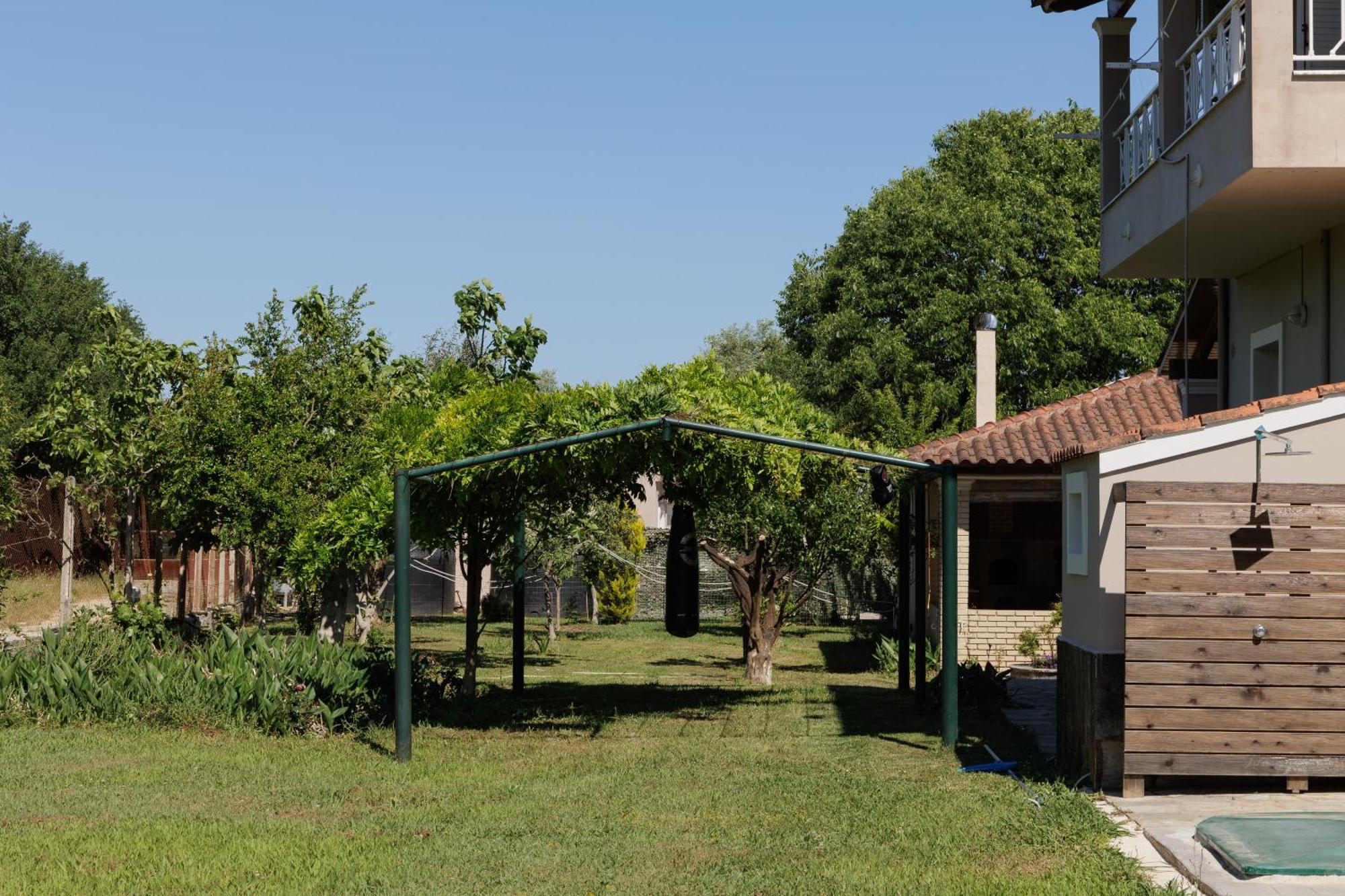 Country Villa Verde - 2Floor Family Home Kouramaditika 외부 사진